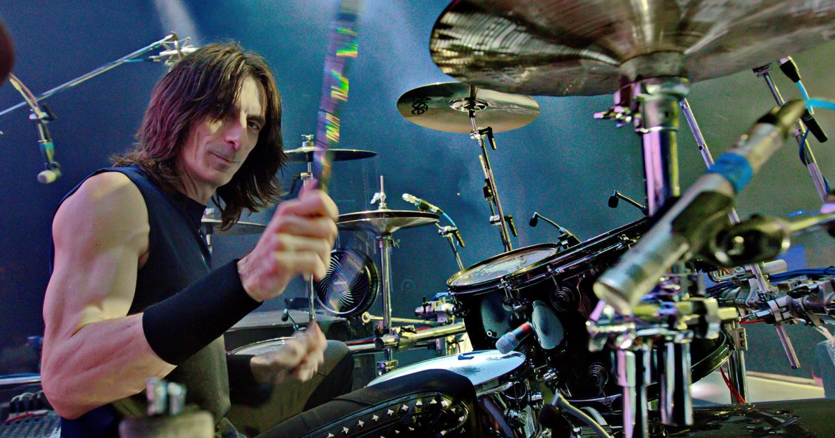 ¡Let There Be Drummers!